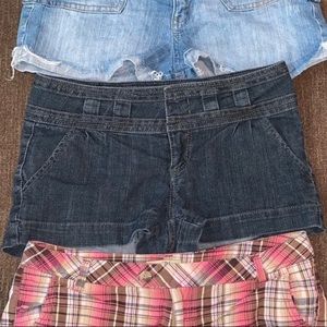 Women’s / Junior’s Jean Shorts - Size 13